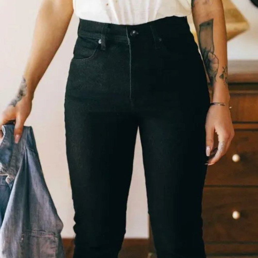 Imogene + Willie Elizabeth Jeans in Blue Black 29